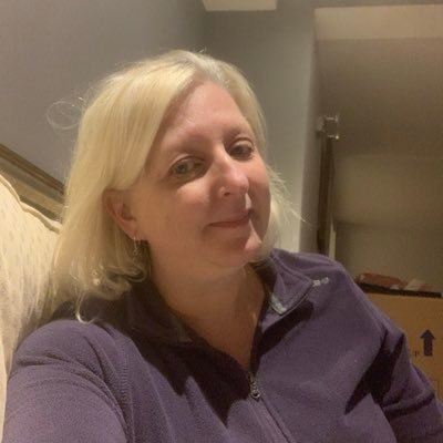 LouiseBattison's profile picture. 