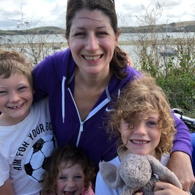 JuliaShelley12's profile picture. 