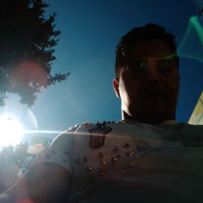 Loukman08515391's profile picture. I am the man