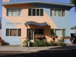 An affordable hotel located just 2 miles from Santa Monica & Venice Beaches. Free Wifi & Parking, Cable Television, Microwave, Refrigerator in each room.