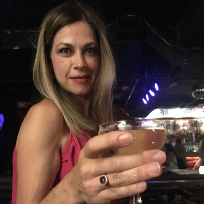 ShandaT612's profile picture. I like to laugh. Mostly at myself.