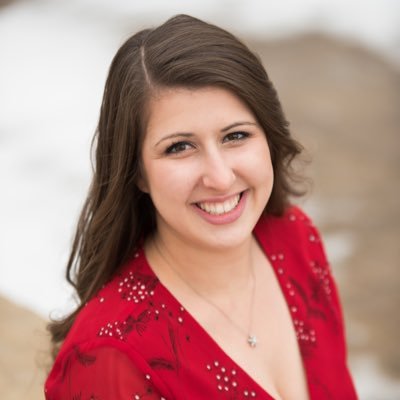 Digital Marketing Specialist by day, photographer by night (and weekend). I love to be creative!!