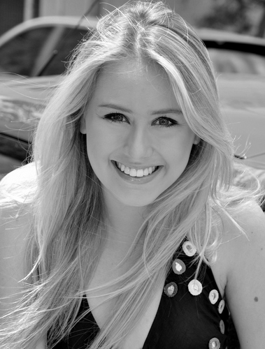 thaisseliguer's profile picture. 'Sua beleza não está nas coisas que faz e sim nas coisas que seu interior possui.'