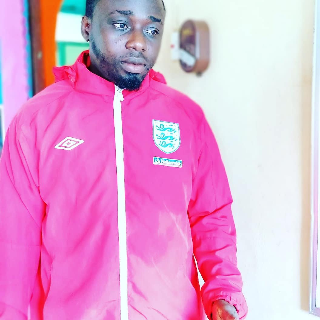 I'm easy and honest #M.C #الوعظ والإرشاد(admonition)# #motivationalSPK#@Idrisanibaba#twitter @Anibabaidrisbabatunde#Facebook @Official_anees01#istagram
