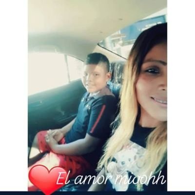 madre y amiga de dos hermoso niño yoseth rodrigo te amo mi niños ❤