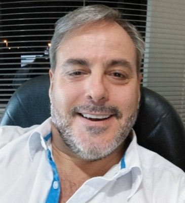 BorgesUy's profile picture. Emprendedor, apasionado por la tecnología y el desarrollo de software, fundador de Innovación Sistemas & Tecnología.