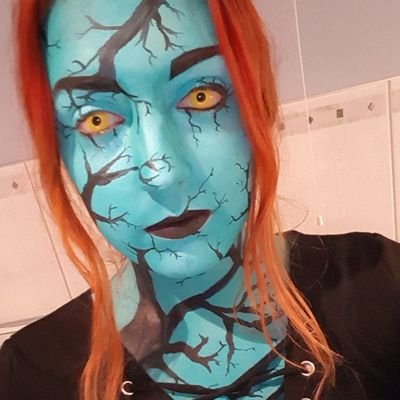 Kiwi variety streamer(horror, rpg, fps) | 
contactnightgalem@gmail.com | 
She/her