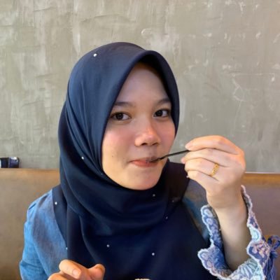 izatyjuraimi's profile picture.