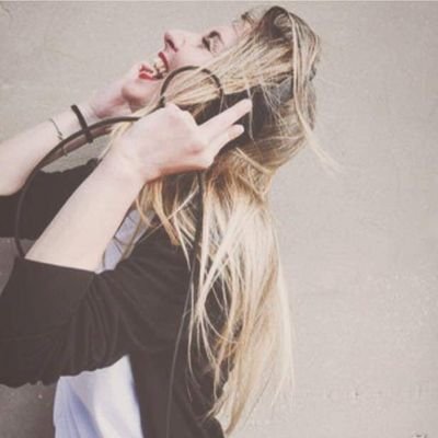 ivastjepanovic's profile picture. Radio Speaker & Storyteller 🎧
SMM/ Press 👩‍💻
#choosethebestfucktherest