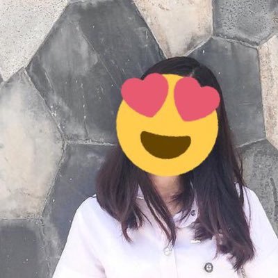 แพรววา อายุ 20 สูง 165 หนัก 50 ค่ะ แลกรูป รับงานเดี่ยวนะคะ คอลเสียว มีคลิปนะคะ DM เท่านั้น