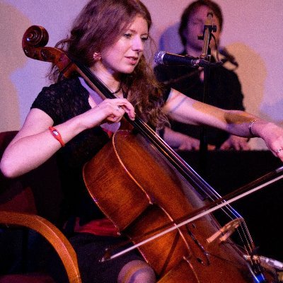 'A Lifetime of High-Fives' Album-Find It!
Musician. Composer. Cellist.
Visit https://t.co/yStLKwKRkv
Pre save new single here https://t.co/kxA1C8liQ2
