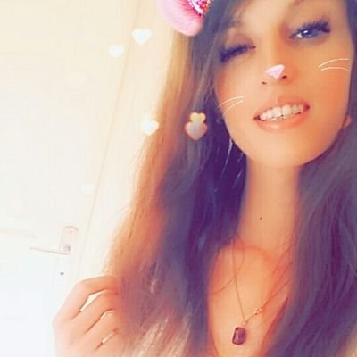 OphelieeBvs's profile picture. Insta : Ophelieebvs - ✈ 🌍