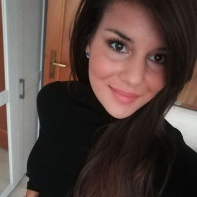 17Ivana10's profile picture. 📌 Pracujem na tom, aby výsledky v #SERP z pohľadu #SEO i #SEM boli čo najlepšie | S #PPC najviac využívam #GoogleAds,  #SKLIK a #Businessmanager📌 |