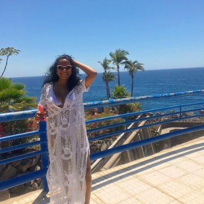 LeeBecah's profile picture. 🌻