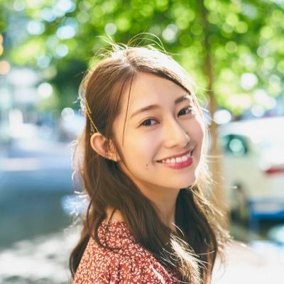 元乃木坂46のキャプテン桜井玲香さんの非公式botです。ブログや雑誌、テレビのコメントからランダムにつぶやいていきます。