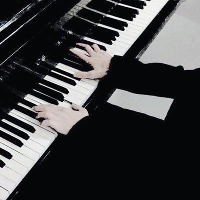 DayanaEvchuk's profile picture. Сарказм течёт по моим венам вместе с кровью.