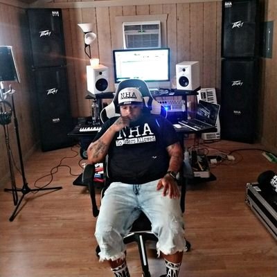 Producer/Artist/Engineer/Dj  https://t.co/nOPSjU64FC