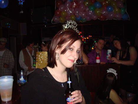 Im 23, I have auburn colored hair, hazel eyes, I'm 5 ft 7 in tall and weigh 124 lbs.I like to go out and have a good time, and I'am here to meet  new people ;)