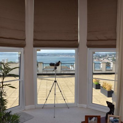 8 The Bay, Torquay has been equipped to a high standard. Its elevated position gives uninterrupted views across Torbay and the surrounding area.