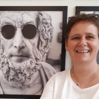Helen Moffat (@helenemoffat) 's Twitter Profile