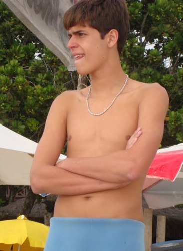prazer, sou o kacatua, se quer saber mais, me segue ai que eu te conto