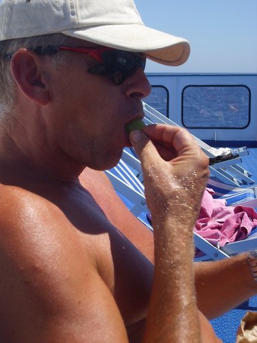 richattwietter's profile picture. analyse this, analyse that, at the end everything merges