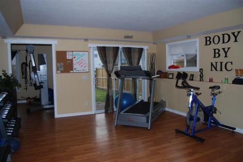 bodybynic's profile picture. Personal training studio located in Airdrie.  One on one training, group  training, bootcamp and angel classes available.