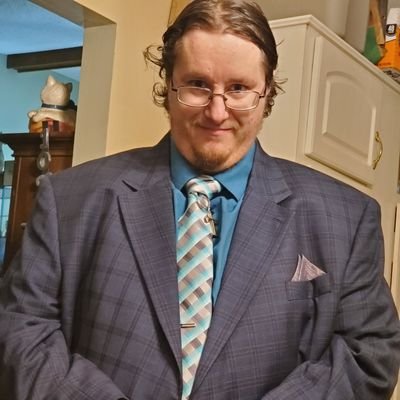 servant_777's profile picture. A guy from MN, Felt like time to get on here after FB had it's owner say something foolish, IMO.