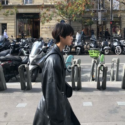 Ayumit523's profile picture. Art director/Graphic designer based in NY