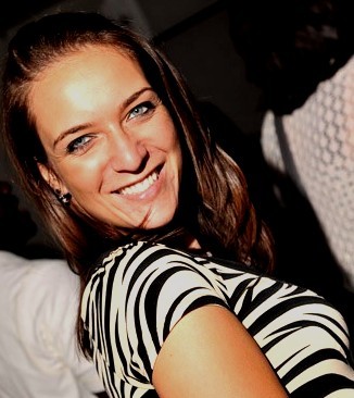 Flavinha_sweet's profile picture. 