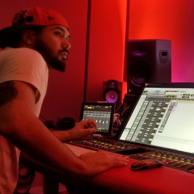 recording / mixing engineer