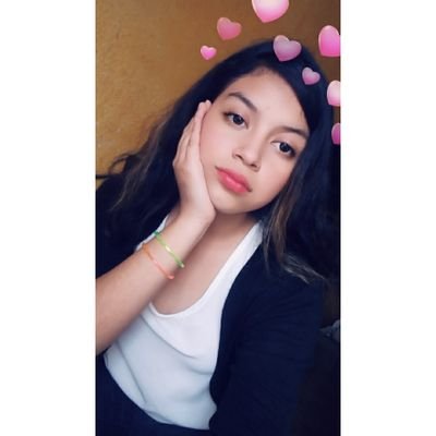 SoyAlejnadra's profile picture. Siempre quise alguien que me chuleara y que fuera su prioridad 24/7 🥺❤️