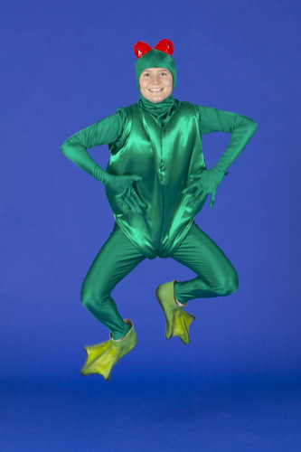 houseofhaynesfd's profile picture. Current: Artist A & Artist B w’ Heather Ross (British Textiles Biennial). Proximity collective anthology of PhD methodologies (mine with ref to Kurt Schwitters)