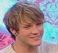 Dougie_Fans's profile picture. This acount was made for an irrelevant bass player called Dougie Poynter from an awesome band called Mcfly :)