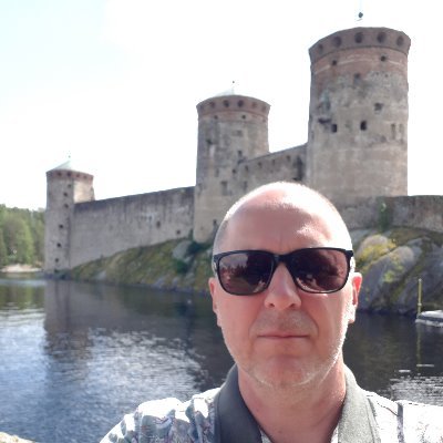 JiiTeeTai's profile picture. motto: Kukaan ei kysy miten se tehtiin vaan kuka sen teki
Ihmisten uteliaisuus ajoittain hämmentää.