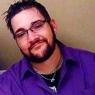I am a trans dad trying to show my children that there is good left in the world. Subscribe to my podcast Nvision FTM on https://t.co/tqyEzJoaXe or download the app