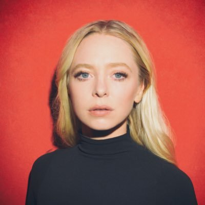 A fansite dedicated to Portia Doubleday! Since 2016. Follow Portia at @PortiaDd.