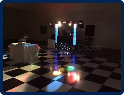 Thames Valley #Discos Professional #MobileDiscos and #DJ hire in Reading, Wokingham, Woodley, Twyford Henley Bracknell  #Berkshire.
https://t.co/RWexPCjNUJ