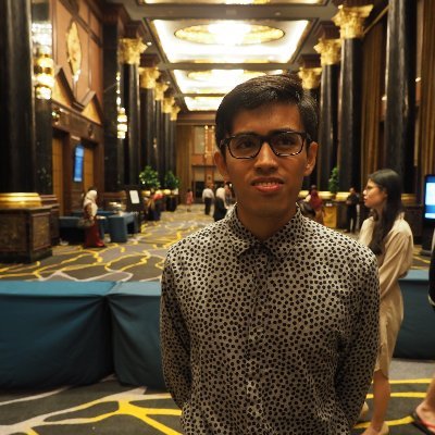 imhakim734's profile picture. Armchair commentator who loves using words that I don’t understand to pretend that I know things