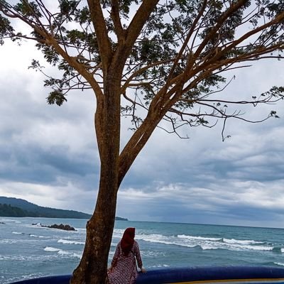 astritria's profile picture. 