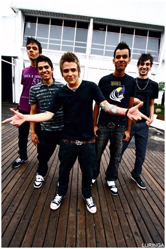Fã clube oficial da Banda It's. Desde 28/07/2010.