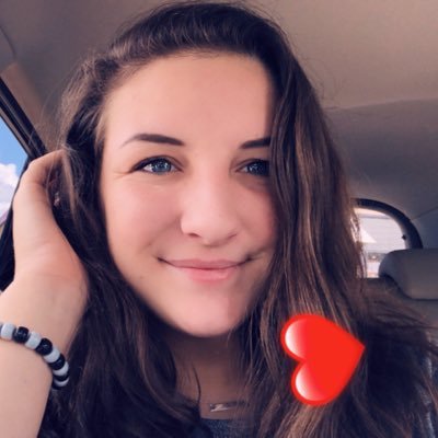 kat01saunders's profile picture. 