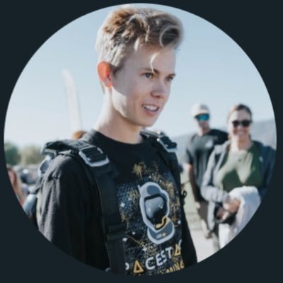 Temecula world 🌍-19 youtuber, action sports er owner-@spacestationGG YOUTUBE CHANNLE 9m🗝