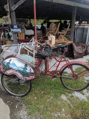 troy_lovell_'s profile picture. Buying selling collecting antiques.