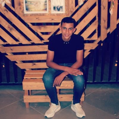 4UvK8fqub5KHCcM's profile picture. الحب