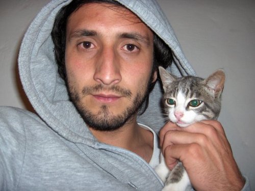 JulioPeSa1003's profile picture. Amante de la buena vida prefiere compartir muchas de las cosas  de este mundo terrenal sin descartar aquello nuevo que no sé cuando traerá la muerte