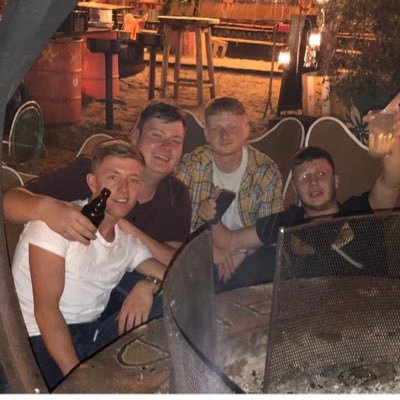 nick_crierie's profile picture. 💛💙