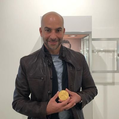 lyrik_weaver's profile picture. ...business oriented. I love good music, traveling, hiking, sight seeing. I like to feel positive with life.