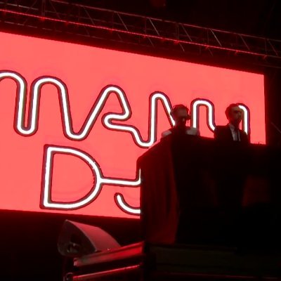 Rabellinni's profile picture. y para qué tanto amor, si de chiquito soy así..