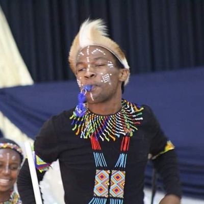 Dancer🕺||MC||🌾||Voice Over Artist ||Unisa student (Bed in Snr & FET : EMS)

For Bookings email : sam.mrphillip@gmail.com 
Tel : 0670493884